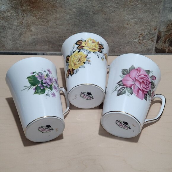 Royal Windsor Fine Bone China Floral Mugs Gold Trim Set of 3 - Picture 7 of 10